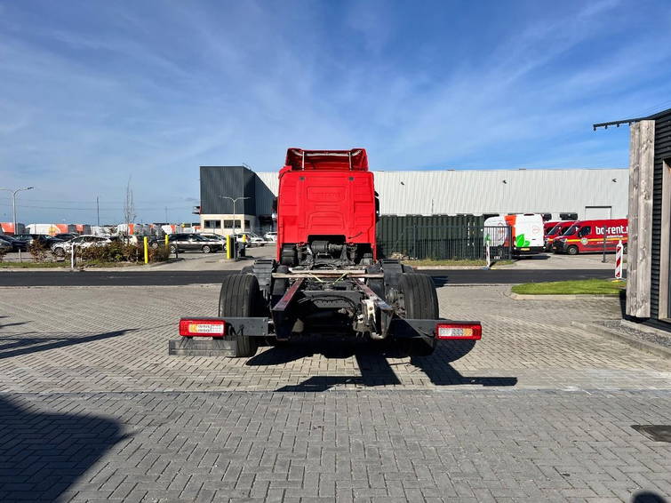 Volvo FH 460 6x2 chassis cabine 6