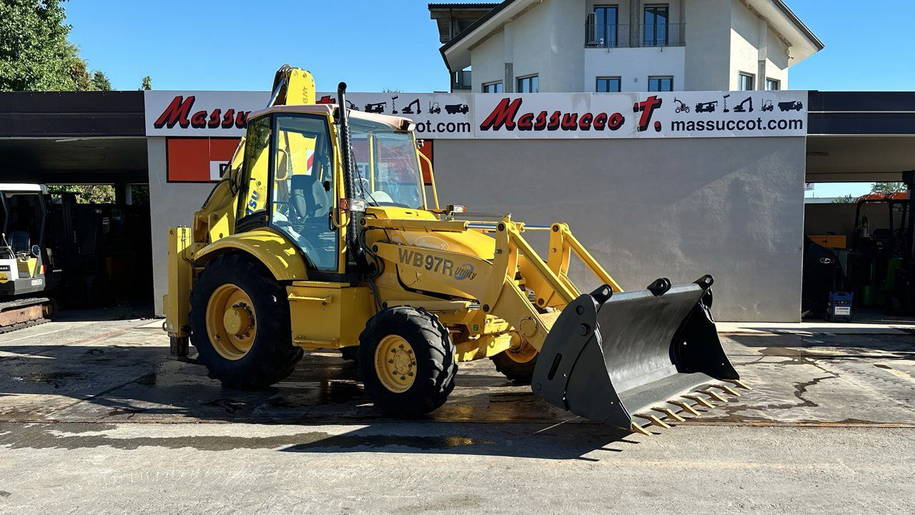 Komatsu WB97R 15