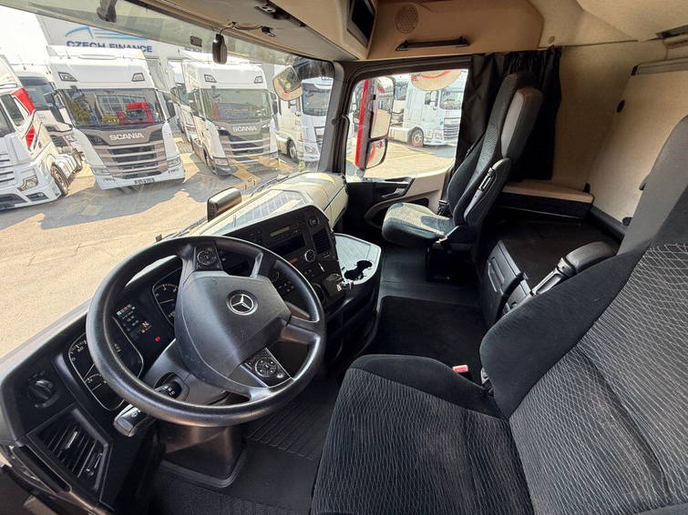 Mercedes-Benz Actros 2545 6x2 21