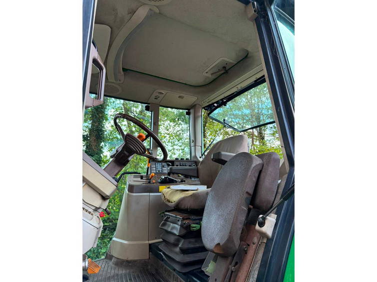 John Deere 6220 AQ 12
