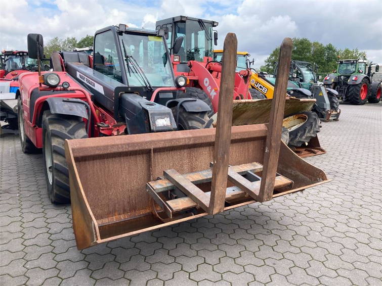 Massey Ferguson 8947 3