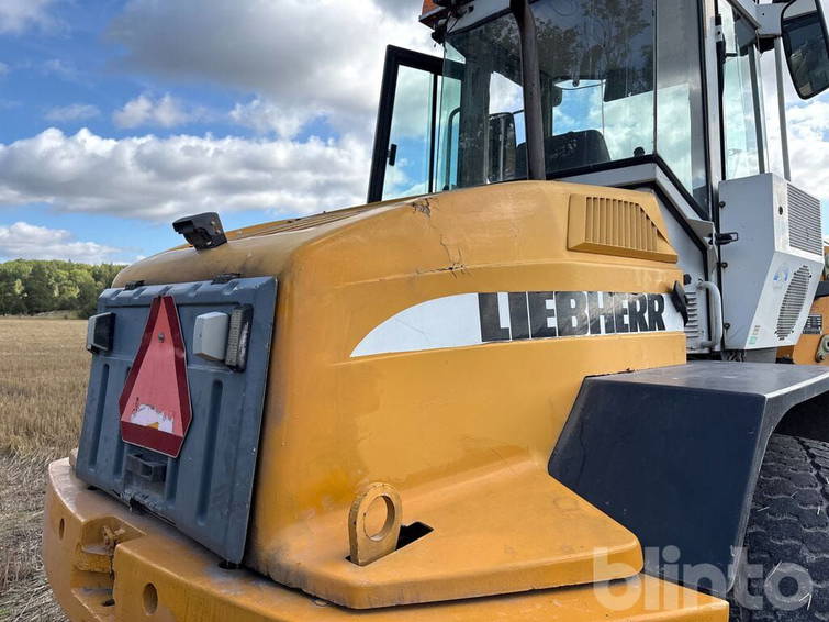 Liebherr L514 Stereo 19
