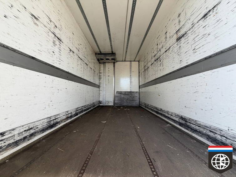 Trias 812-190 TRS Cooling - Tail Lift - Through Loading 13