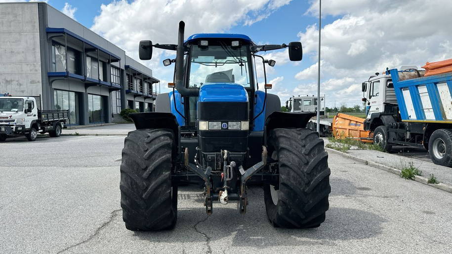 New Holland TM190 4X4 18