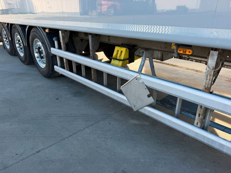 Stas Walkingfloor 92m3 / NEW Floor 8 mm/ 2021 year 8