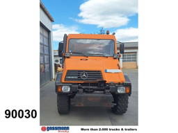 Unimog U 130 4x4 U 130 4x4, Kipper, Zapfwelle vorne+hinten, Winterdienstausstattung