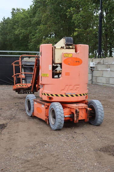 JLG E300AJP 4
