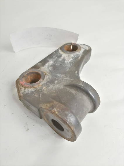 Volvo Bracket 3
