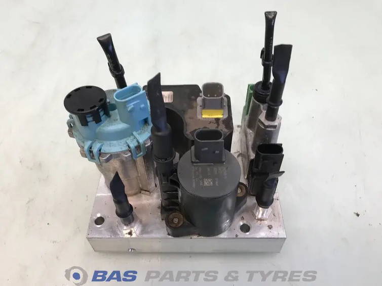 Volvo AdBlue pump 21679299 2