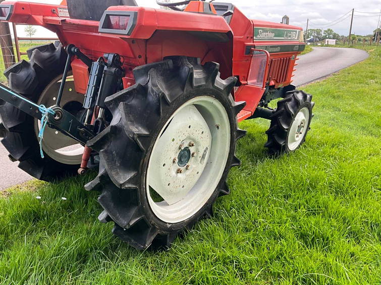 Kubota L1 -18 Sunshine 9