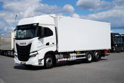Iveco S-WAY 420 / E 6 / Kontener + Winda / 20 Palet