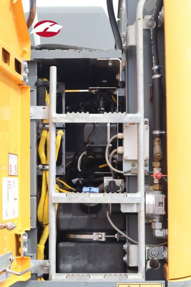 Liebherr R926 K LC Compact | Sorting Grab | Quick Coupler 13
