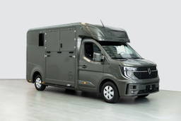 Renault Master Interhorse Stallion Version