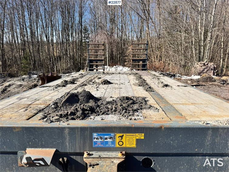 Diversen NC machinery trailer with manual loading ramps 14