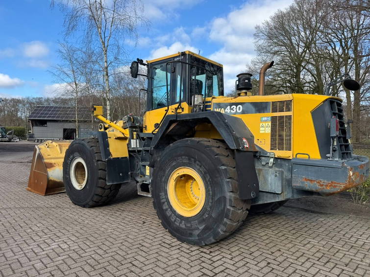 Komatsu WA430 Shovel loader 5
