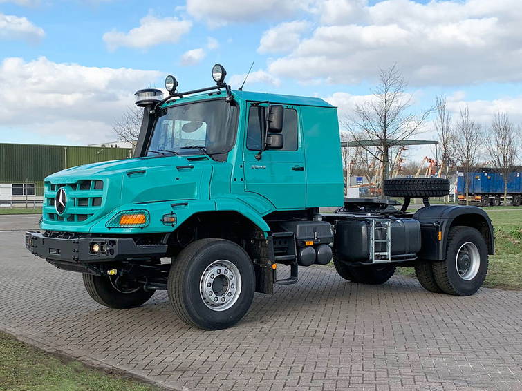 Mercedes-Benz Zetros 2045-S Tractor Head 1