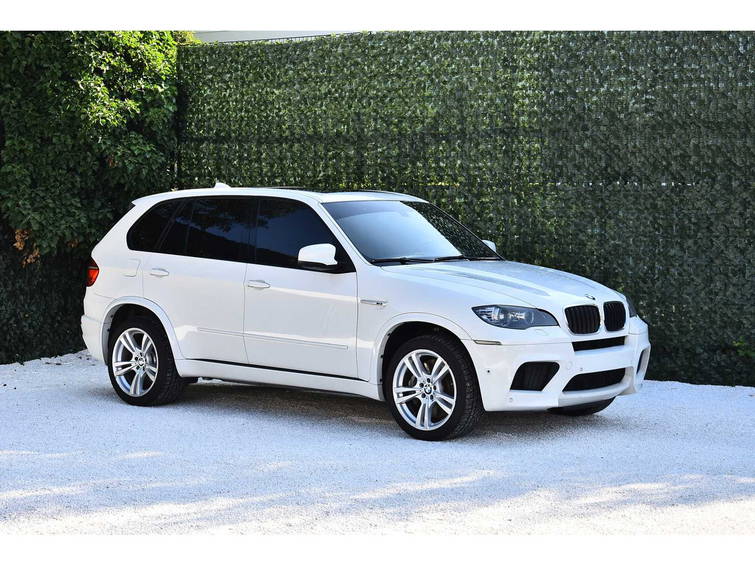 BMW X5 M 4,4 liter Twin-Turbo V8, 555 PK 2