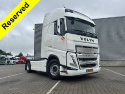 Volvo FH 500 Globetrotter XL / 280 dkm / Tacho V2 / VEB+ / 2 Tanks / NL Truck