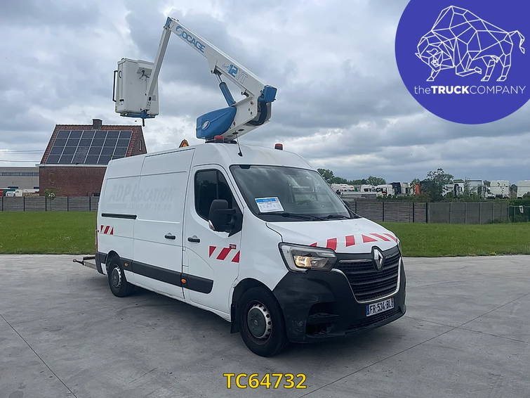Renault Master 130.35 nacelle socage 8