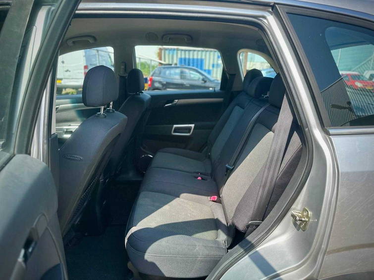 Opel Antara 2.4-16V Enjoy 8