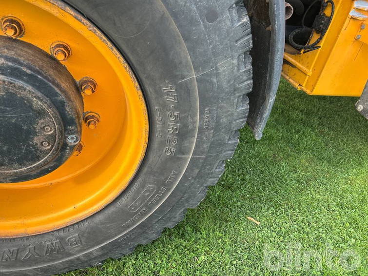 JCB 416 10