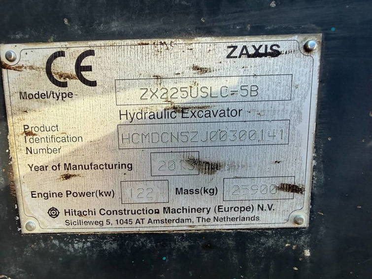 Hitachi ZX225 US LC-5 B 15