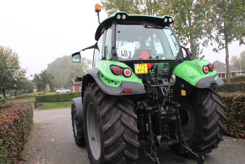 Deutz-Fahr Agrotron 6.140-4 8