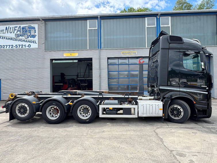 Mercedes-Benz Actros 3553 8x4 Abroller 4