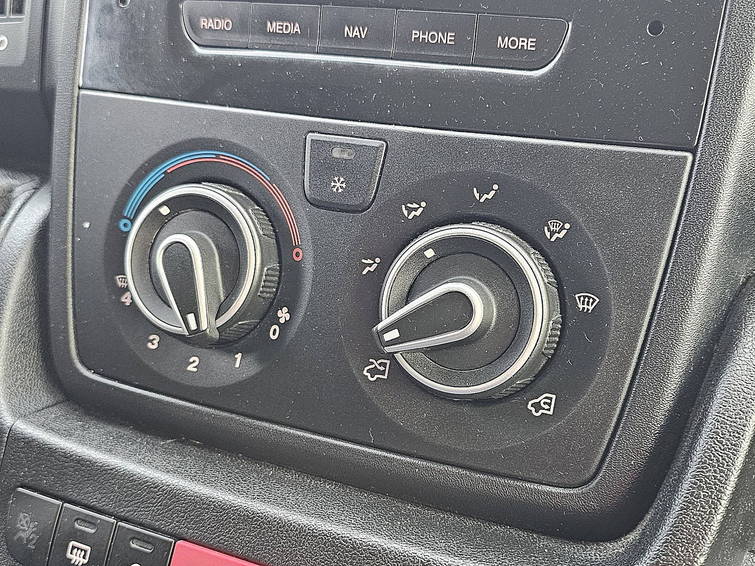 Citroën Jumper 2.2 Bhdi 120 L2H2 13