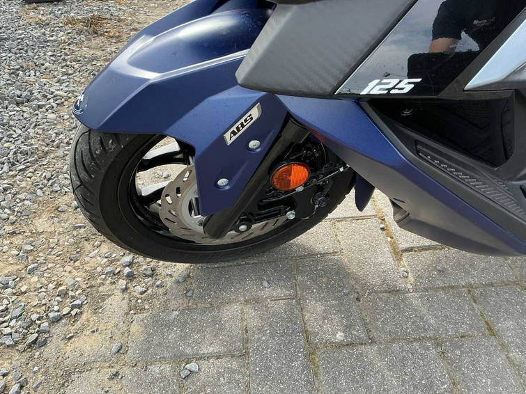 Sym Cruisym 125 9