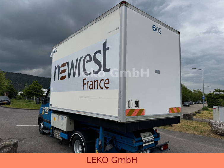 Renault 65.150 Flughafen wagen 5