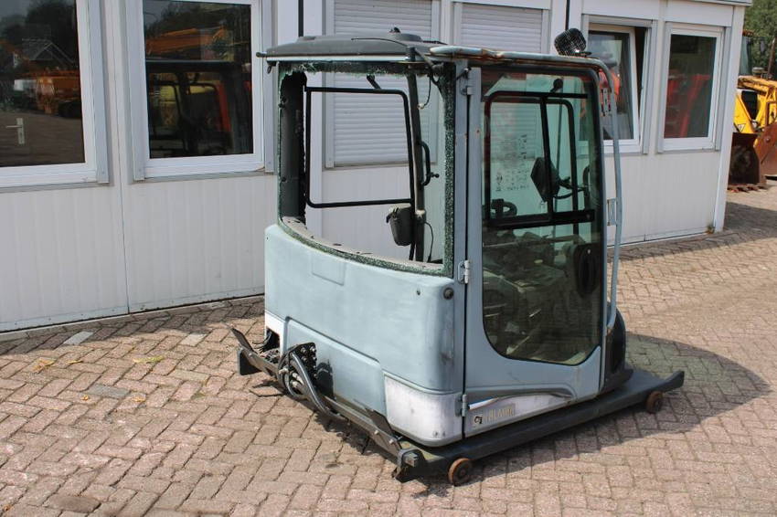 Kalmar DRG 450 Cabine Kalmar DRG 450-75 2