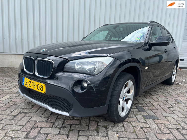 BMW X1 SDrive18d Executive - Motor defect - Schade 1