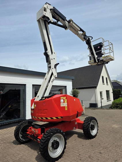JLG 340AJ 30