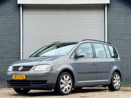 Volkswagen Touran 1.6-16V FSI