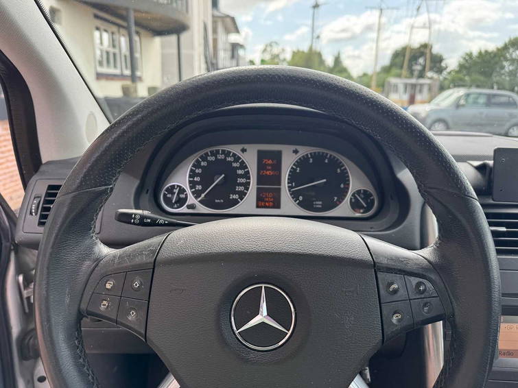 Mercedes-Benz B-klasse 180 Busines Cl. 17